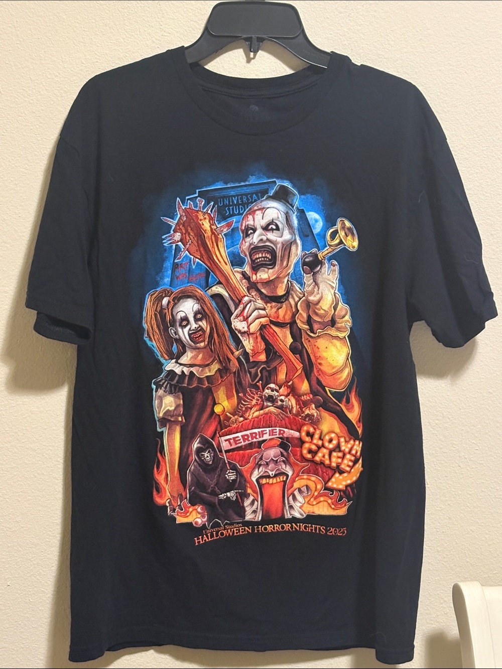 Halloween Horror Nights Universal TShirt Size Large